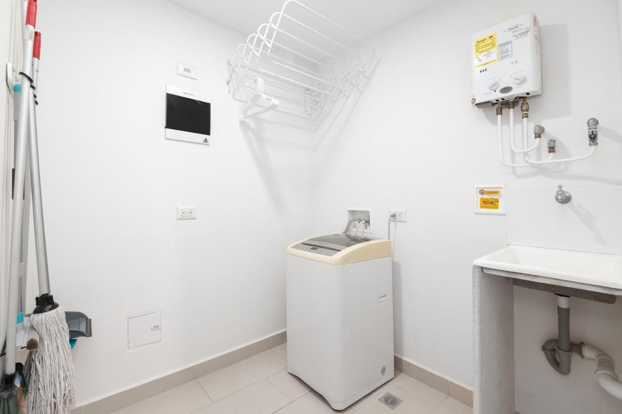 Super Apartamento En Laureles Medellin Bagian luar foto